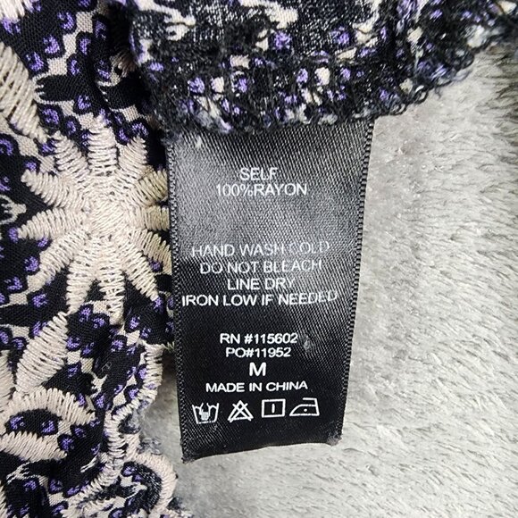 Women's Lush Chevron Black White & Purple Pattern Blouse Top 3/4 Sleeves Size M - Picture 7 of 11